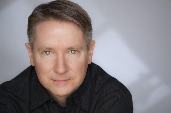 Chris Dolan Headshot